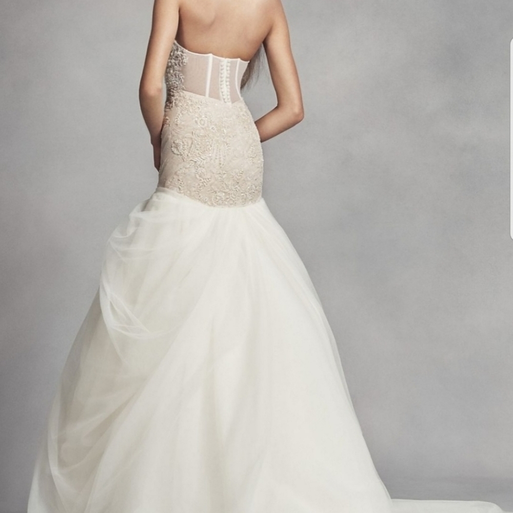 Vera Wang Trumpet Dress